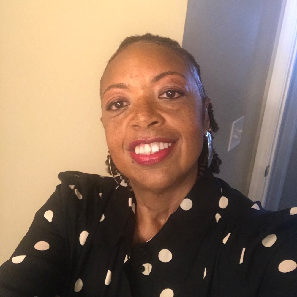 Meet your Posher, Lanita